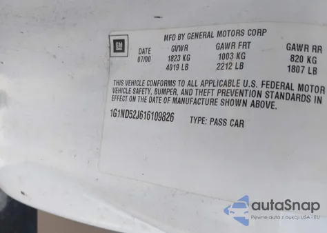 2001 Chevrolet Malibu z USA, uszkodzony, nr VIN 1G1ND52J616109826